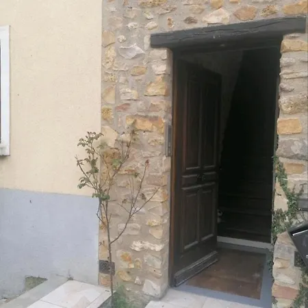 Le Charme De La Pierre Echarcon