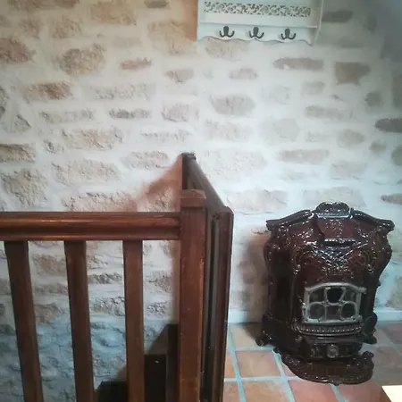Le Charme De La Pierre Apartment *